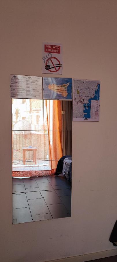 Downtown Vicino Al Duomo Apartment คาตาเนีย ภายนอก รูปภาพ