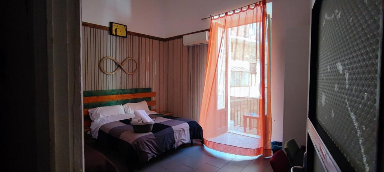 Downtown Vicino Al Duomo Apartment คาตาเนีย ภายนอก รูปภาพ